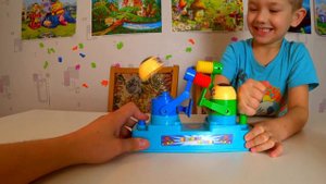 Играем в Настольную игру Сражение роботов...