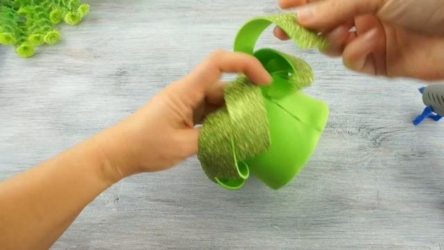 Декоративная Корзинка из фоамирана своими руками