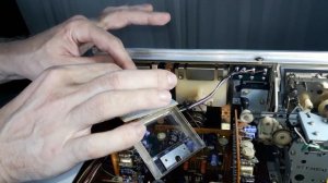 Не попал в оттенок. Замена лампы подсветки индикатора кассетной деки PIONEER CT-500.