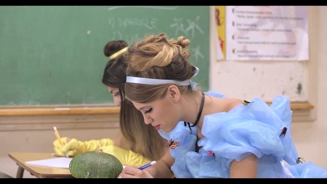 Disney Princess Go Back To School смотреть онлайн