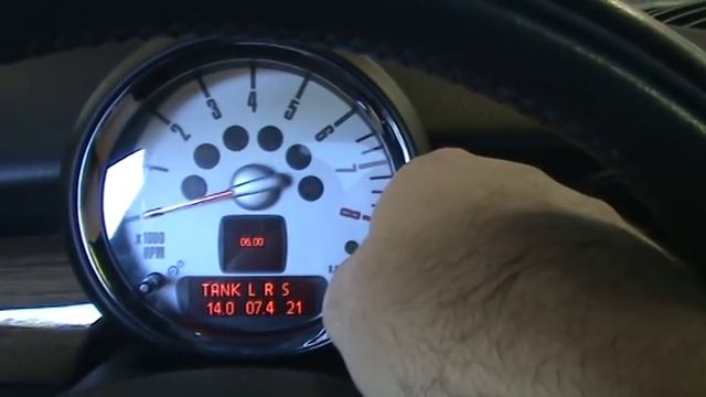 MINI Cooper Experts Accessing Hiden DATA смотреть онлайн