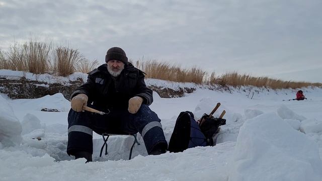 Щуки по 3 кг. Яркое солнце в Монако🕺 смотреть онлайн