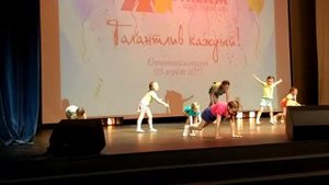 Танец неразлучные друзья