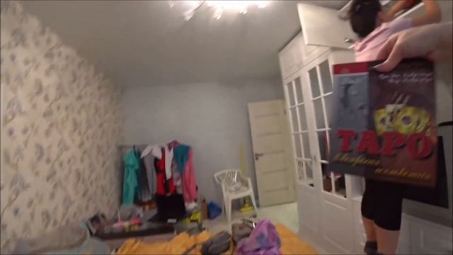 112. Испугала внучку с невесткой. Разбираем мои книги и фото. Люда увидела фото мужа в детстве. смотреть онлайн