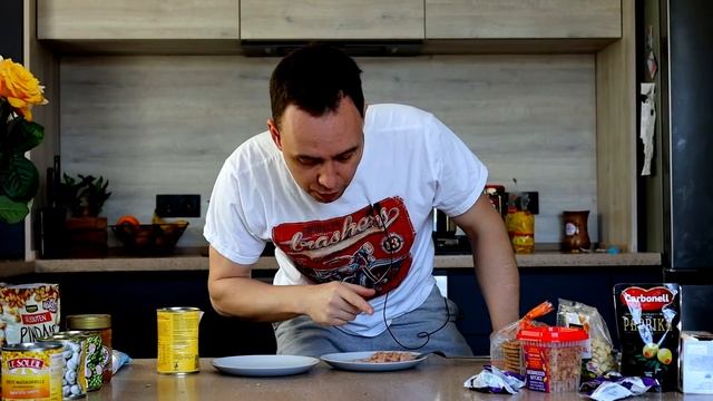 ПРОДУКТЫ из ГОЛЛАНДИИ ? Весь день ем Посылку из Королевства Нидерландов