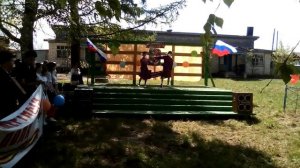 Танец под песню "Ах, эти тучи в голубом!"