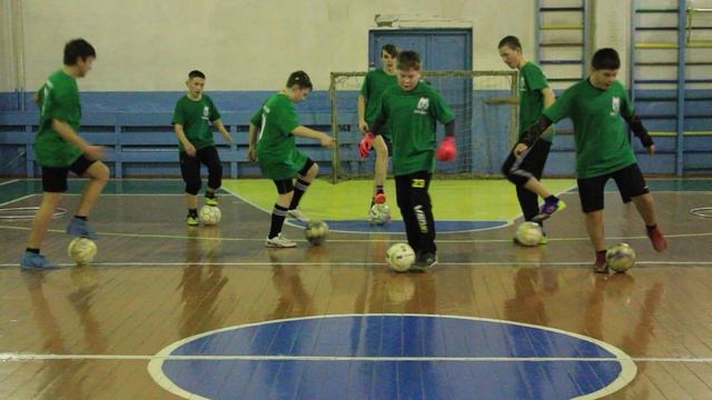 Флешмоб "Футбол в школе"