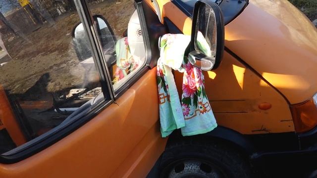 Всё село оплакивает несовершеннолетних из Дрокии, которые погибли в аварии на мотоцикле смотреть онлайн