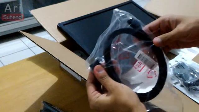 UNBOXING MONITOR LG 20MP38HQ-B HDMI IPS LED LCD 20 Inch смотреть онлайн