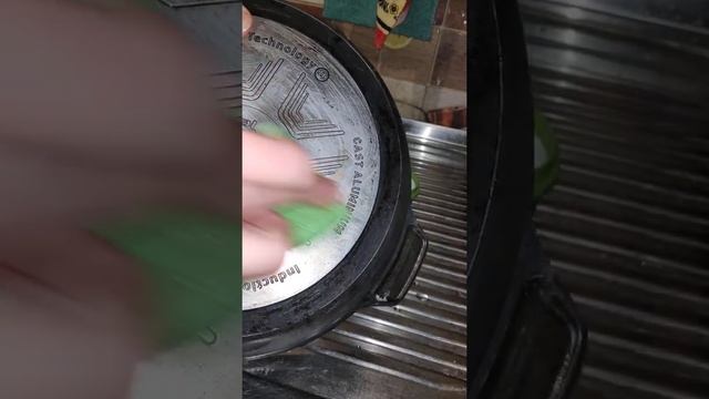 Салфетка для посуды Гринвей и сковорода смотреть онлайн