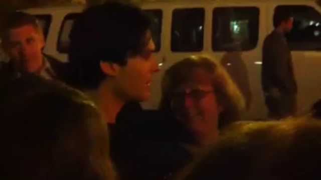 Ian Somerhalder with fans 2