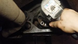 Hyundai Santa Fe SM, крестовина, сальники, втулки...