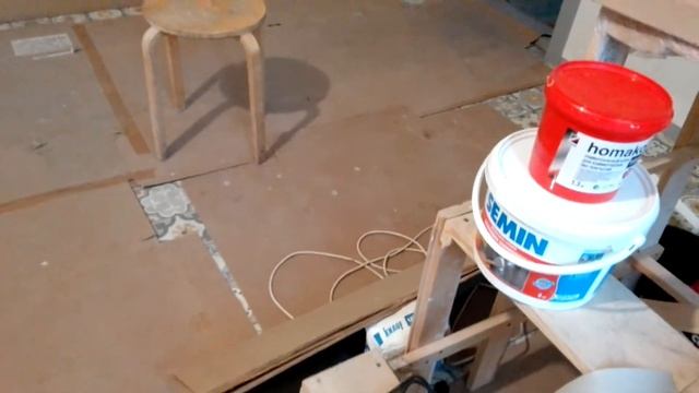 монтаж гибкого плинтуса Dollken смотреть онлайн