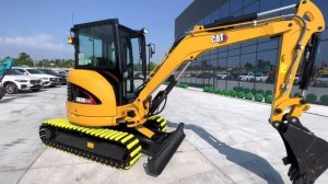 Японский мини-экскаватор CAT 303CR в максимальной комплектации