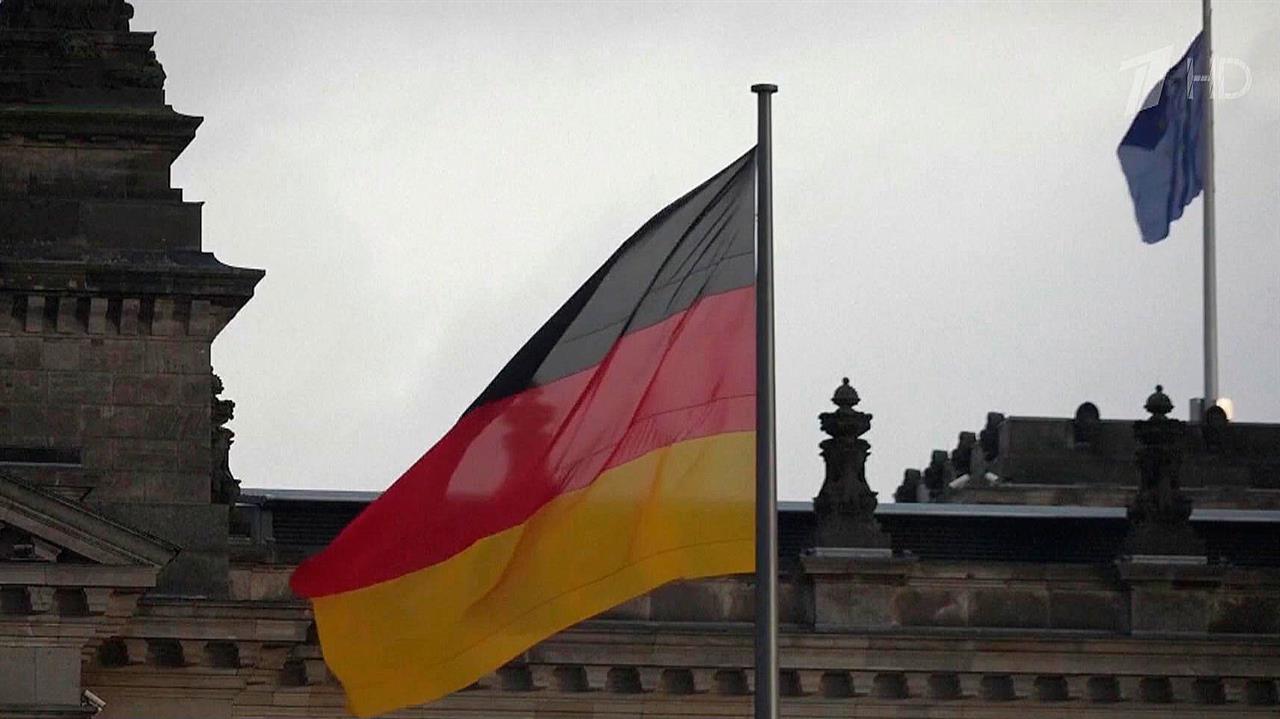 Германия до конца года заморозила все государственные расходы