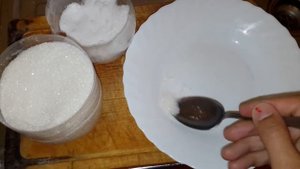 ЧТО БУДЕТ ЕСЛИ СМЕШАТЬ СОЛЬ С САХАРОМ И ПОПРОБОВАТЬ ЭТО НА ВКУС?