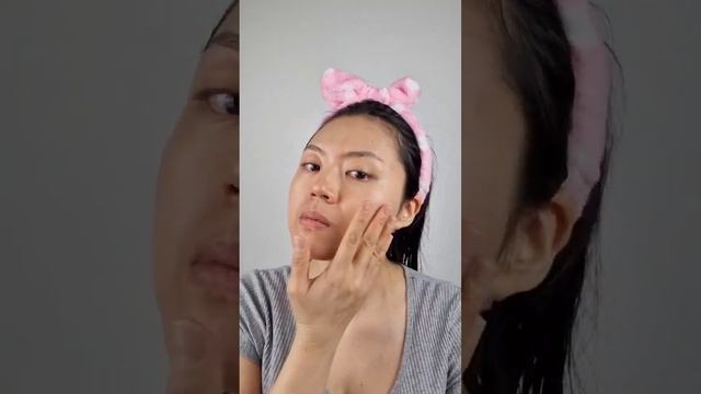 1-Minute Review: Loreal Paris Revitalift 1.5 Hyaluronic Acid Serum serumreview hyaluronicacid