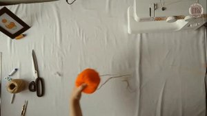 Интерьерная тыква из ткани. Как сделать декоративную тыкву?