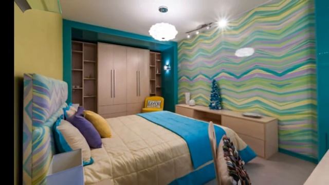 Дизайн небольшой спальни с балконом. Выход на балкон. смотреть онлайн