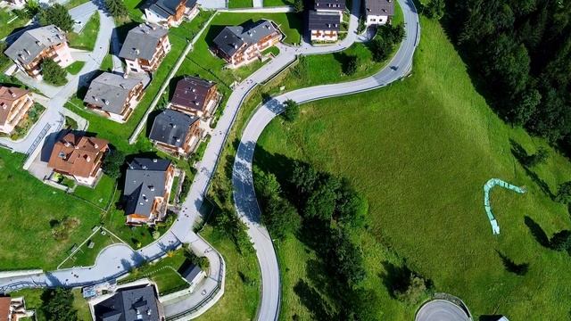 Amazing Explosive Vivid Colors Dolby Vision - 16K HDR 120FPS смотреть онлайн