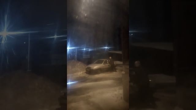 Пытаются угнать ланос! смотреть онлайн