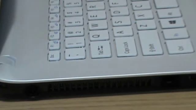 Sony Vaio Fit SVF1421M Video Review Kliknklik смотреть онлайн