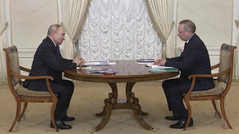 Владимир Путин провел встречу с губернатором Санкт-Петербурга Александром Бегловым