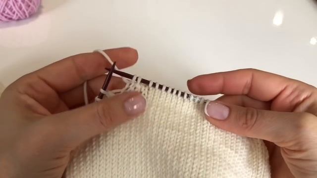 Шапка бини с шишечками. смотреть онлайн