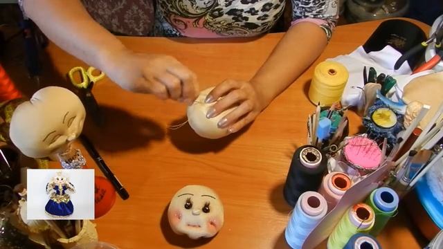 1/5 Как сделать куклу своими руками. Делаем кукле щечки и бровки. How to made a doll смотреть онлайн