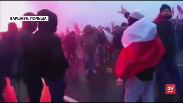 День Независимости Польши: поляки вытерли ноги об украинский флаг и сожгли его нах. смотреть онлайн