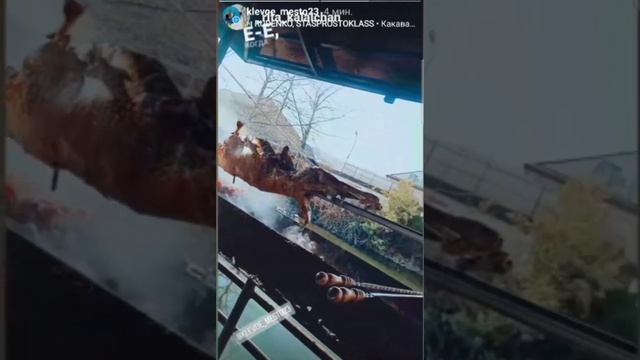 Баня, беседки с мангальными принадлежностями, бассейн, детская площадка всё это БО "Клёвое место" смотреть онлайн