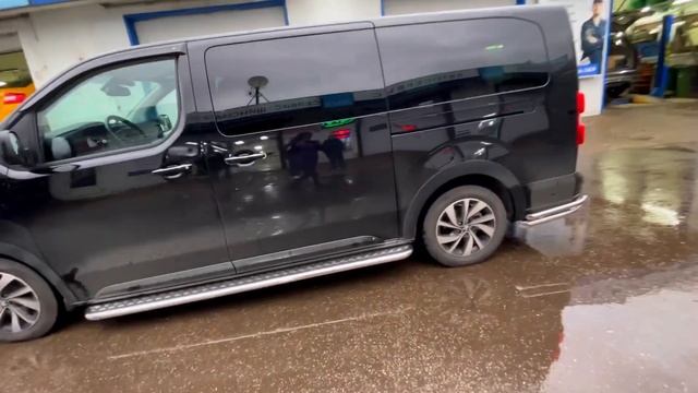 Обвес из нержавейки,пороги для Peugeot Traveler. смотреть онлайн