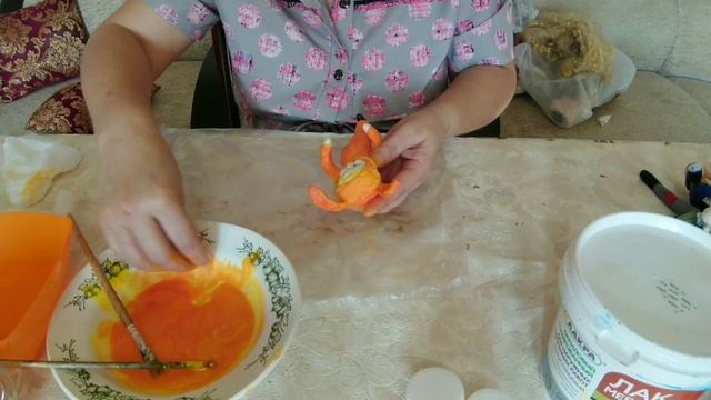 Ватная игрушка зайка в пушистой шубке. Работа синтепоном. Мастер класс.