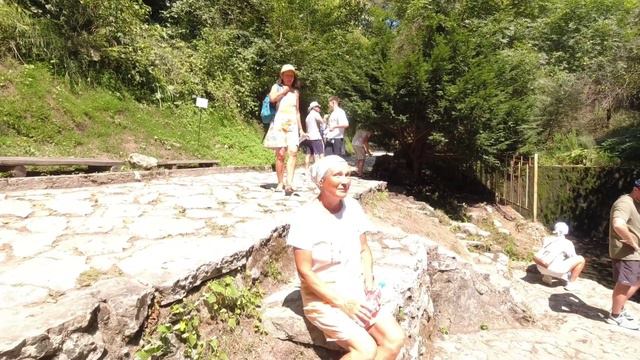 Абхазия, ущелье Псырцха, грот Симона Кананита, август 2023.