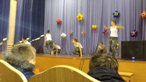 Танец на 23 февраля.  Танцевальный коллектив Step ap