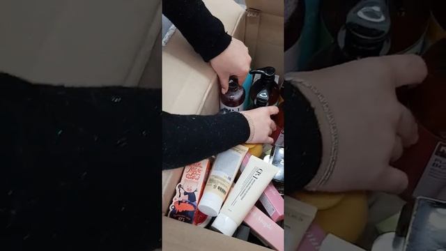Распаковка посылки с косметикой. Новый завоз. смотреть онлайн