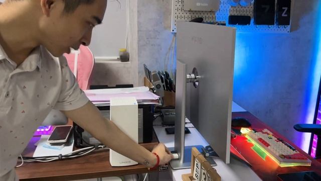 Mở hộp và trải nghiệm nhanh Huawei MateView - Đẹp, đẹp, và đẹp!!! смотреть онлайн