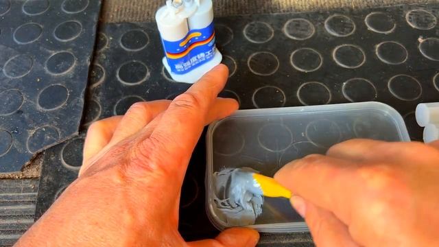 СУПЕР МЕГА КЛЕЙ с AliExpress КЛЕИТ ВСЕ. Ремонт глушителя без сварки и снятия с авто смотреть онлайн