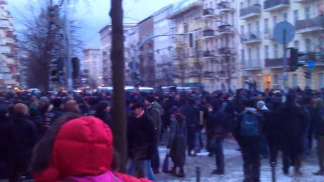 Zombiedemo: Rigaerstr Ecke Proskauerstr смотреть онлайн