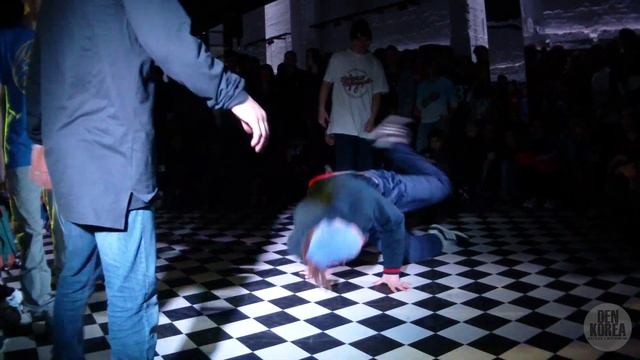 Сильно и Стильно vs Trouble Maykerz | 1/4 | STREET FIRE 2014 смотреть онлайн