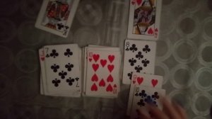 Нравится ли крестовому королю загаданная червовая дама ? Как он к ней относится.