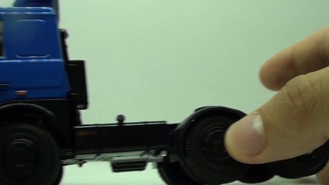 МАЗ-6422 1:43 Легендарные грузовики СССР №26 | Modimio | ЛУЧШЕ , ЧЕМ КАЗАЛОСЬ смотреть онлайн