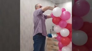 Оформление воздушными шарами.  Выписка из роддома.