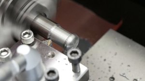 Самодельная бюджетная электронная подача на токарный станок JET BD-8VS, устройство и тесты