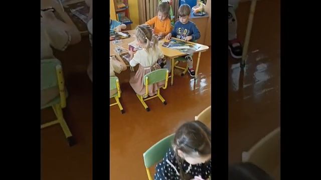 Аппликация "Полотенце пушистое". Группа №9 смотреть онлайн