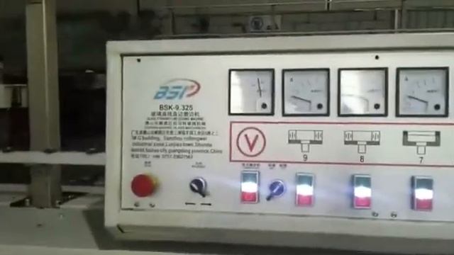 Станок прямолинейной обработки кромки стекла смотреть онлайн