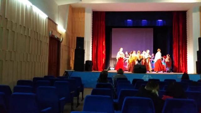 Фольклорный ансамбль "Радуга" Календарная песня "На весенний праздник"