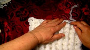 СОВЕТЫ ПРИ ВЯЗАНИИ РУКАВА ИЗ БУКЛИРОВАННОЙ ПРЯЖИ