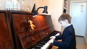 И.С.Бах Полонез g moll