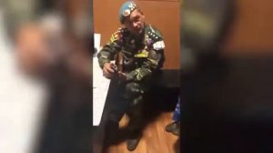 Жан Клод Ван Дамм терминатор в полиции смотреть онлайн видео от Я снимаю в хорошем качестве